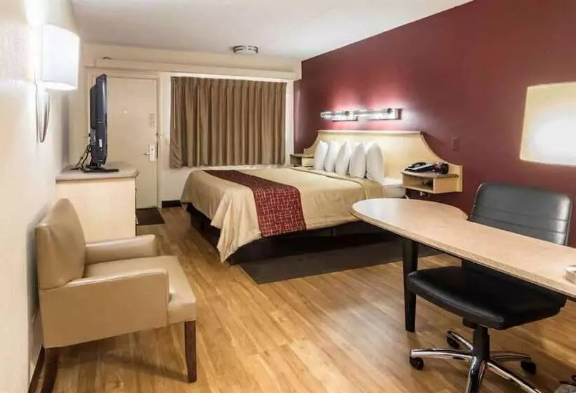 فندق Red Oak Inn Detroit Metro Airport   Belleville