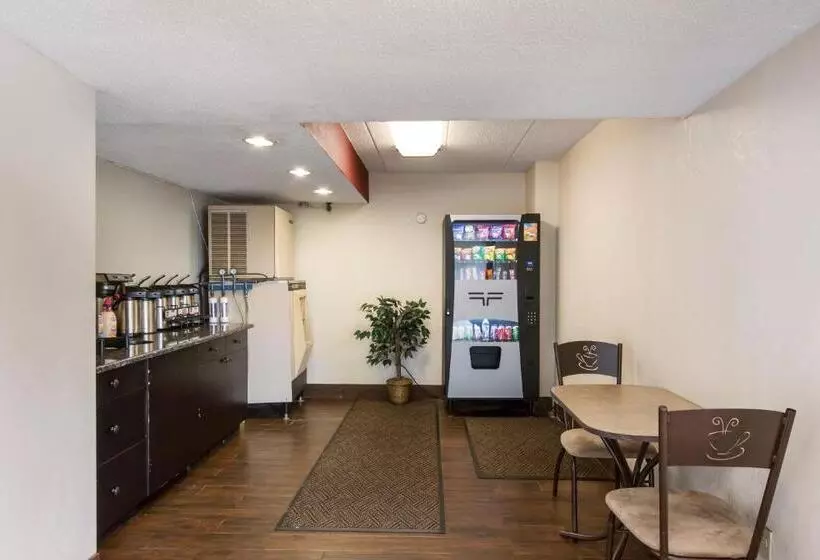 酒店 Red Roof Inn Grand Rapids Airport