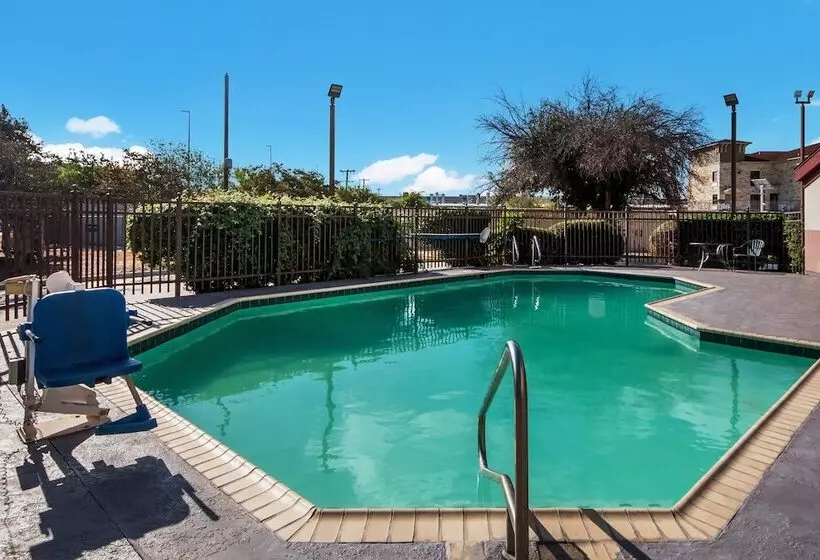 فندق Red Roof Inn San Antonio   Seaworld Northwest