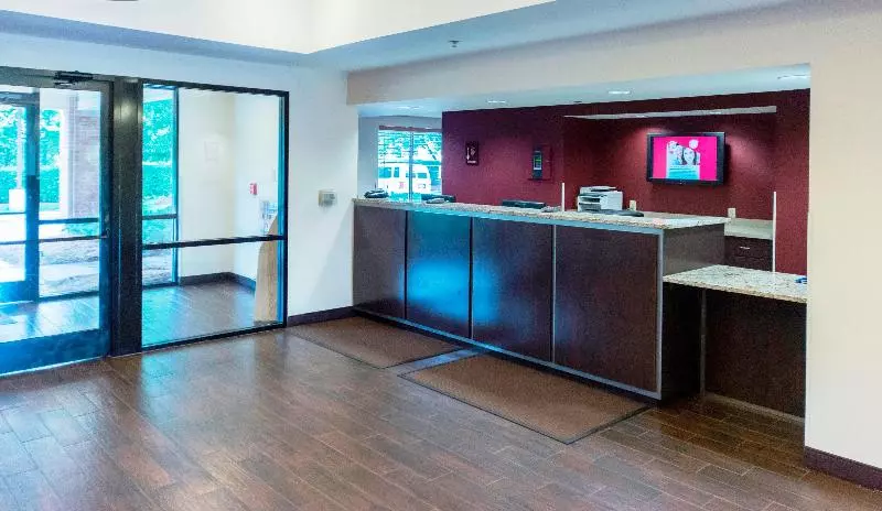 호텔 Red Roof Inn Plus Raleigh Downtown Ncsu Conv Center