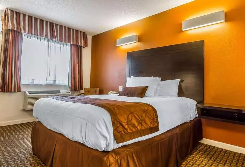 Отель Rodeway Inn Wine Country