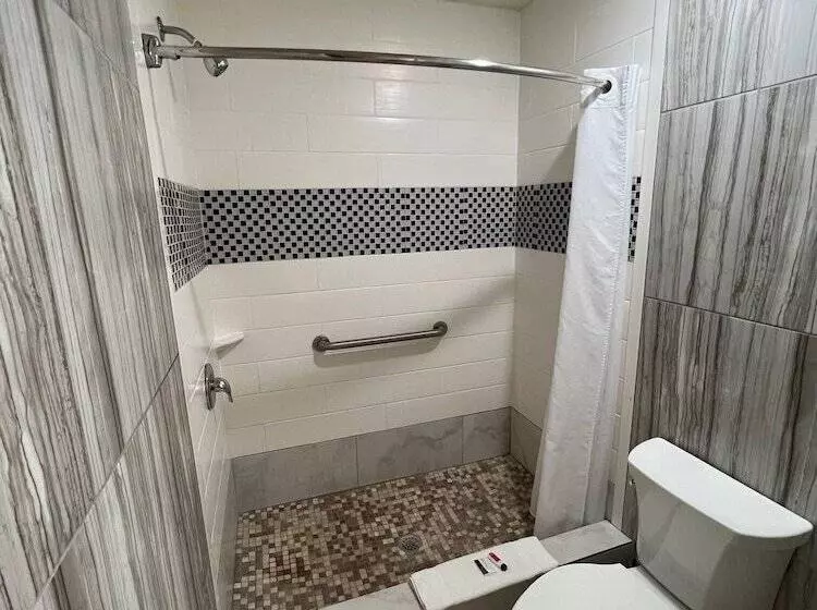 ホテル Super 8 By Wyndham Mcallen Downtown Airport La Plaza Mall