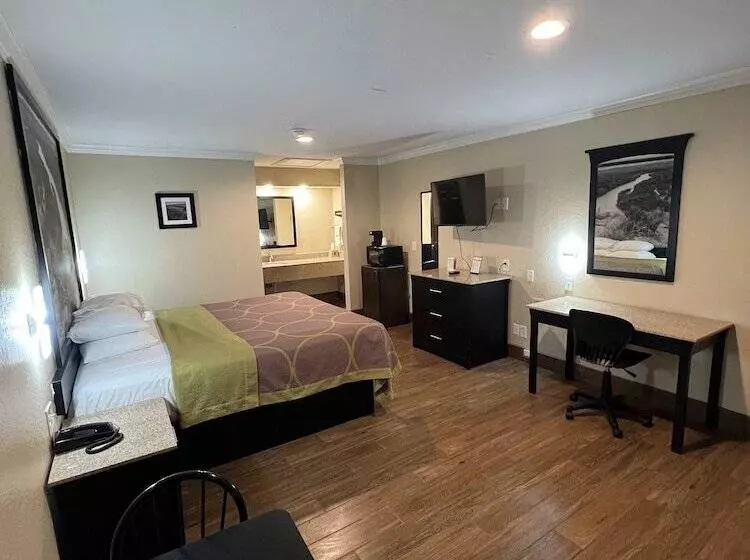 ホテル Super 8 By Wyndham Mcallen Downtown Airport La Plaza Mall