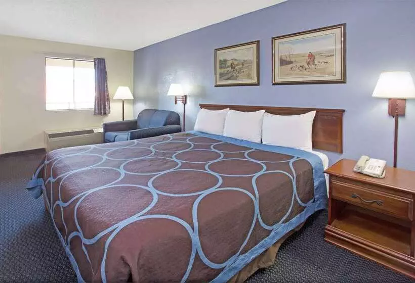 Отель Super 8 By Wyndham Suwanee