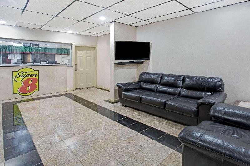 فندق Super 8 By Wyndham Suwanee