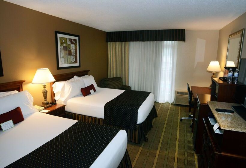 ホテル Wyndham Garden Warsaw