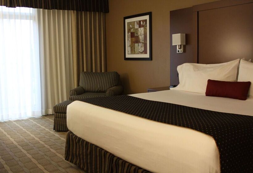 ホテル Wyndham Garden Warsaw