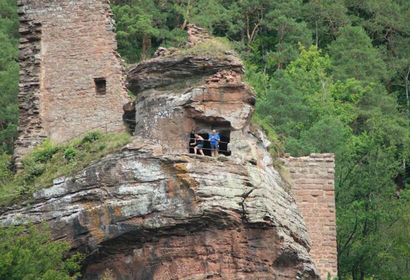 مبيت وإفطار Chambre D'hotes Petit Arnsbourg