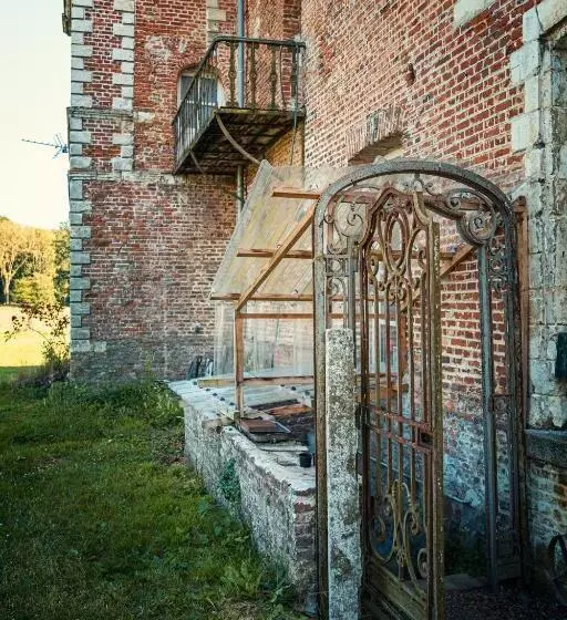 ベッドアンドブレックファースト Chambres D Hôtes & Gîtes Du Château De Grand Rullecourt