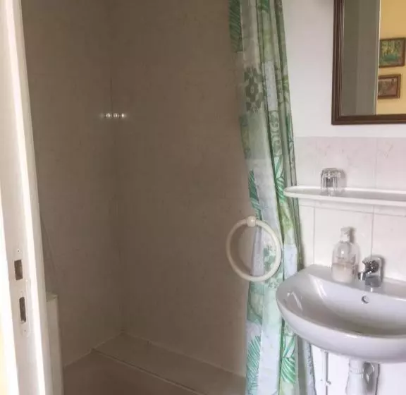 ベッドアンドブレックファースト Chambres D Hôtes & Gîtes Du Château De Grand Rullecourt