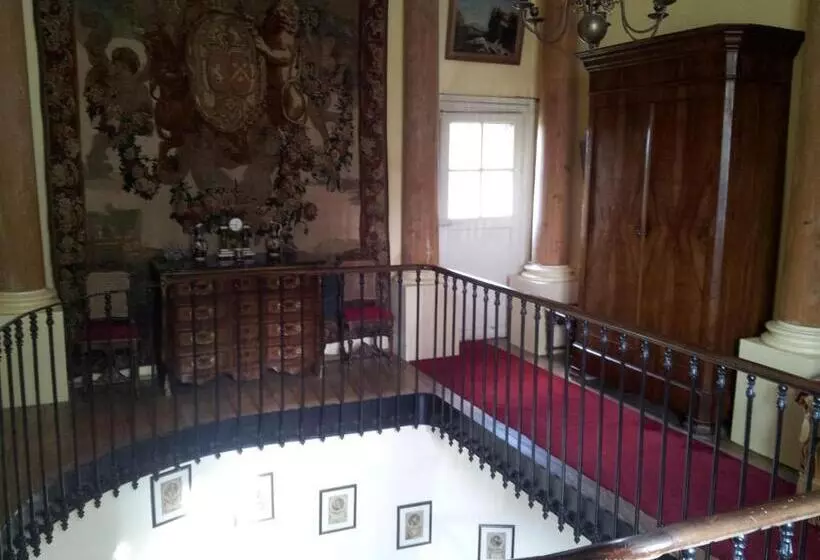 ベッドアンドブレックファースト Chambres D Hôtes & Gîtes Du Château De Grand Rullecourt