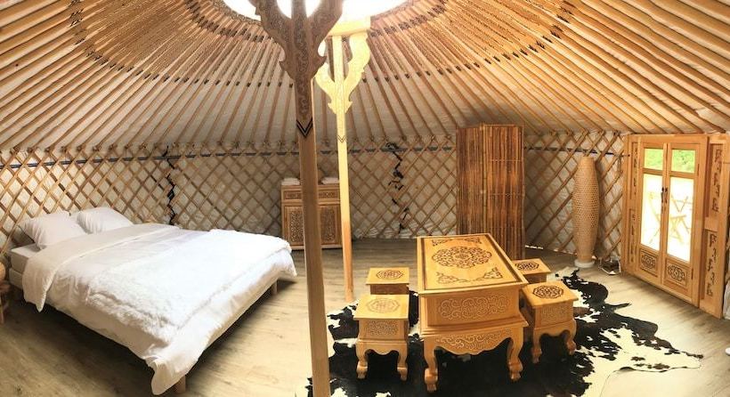 مبيت وإفطار Domaine De Lann Hallat