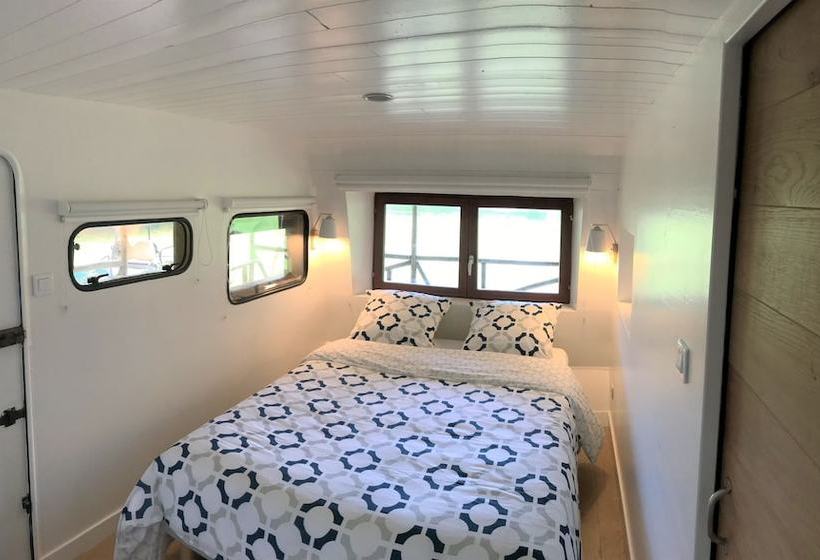 مبيت وإفطار Domaine De Lann Hallat