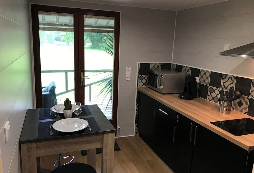 مبيت وإفطار Domaine De Lann Hallat