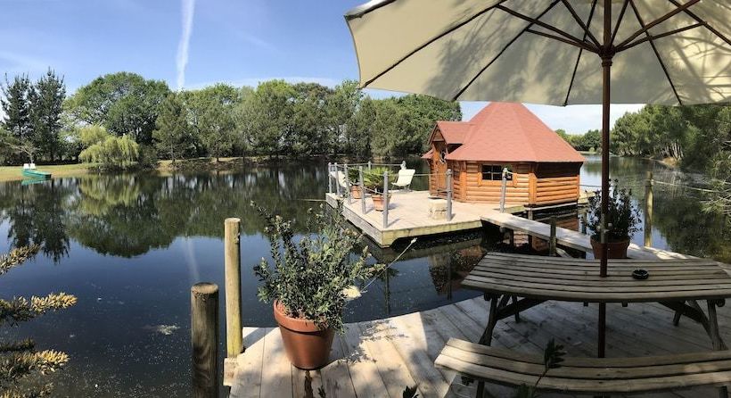 مبيت وإفطار Domaine De Lann Hallat