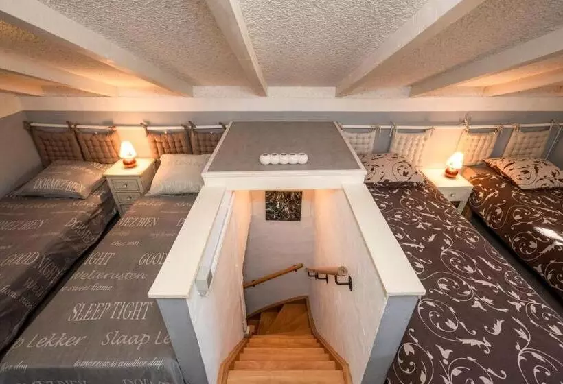 Aamiaismajoitus (B&B) Domaine à L Aise   Piscine Chauffée