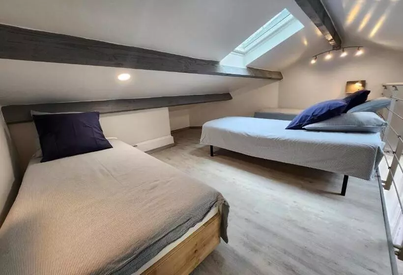 Aamiaismajoitus (B&B) Domaine à L Aise   Piscine Chauffée