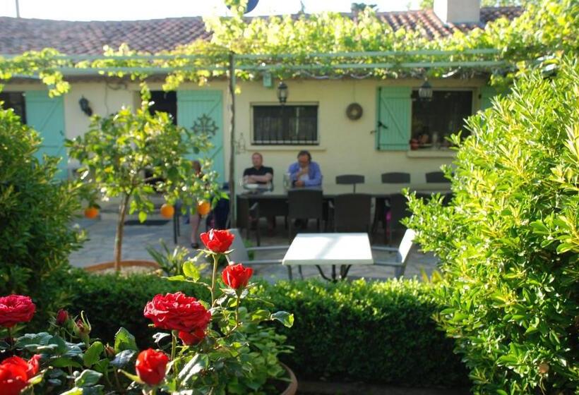 צימר Domaine à L Aise Piscine Chauffée