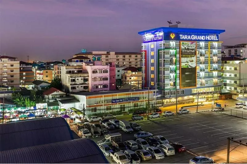 ホテル Tara Grand