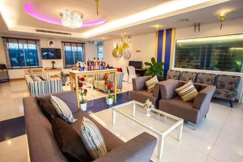 ホテル Tara Grand