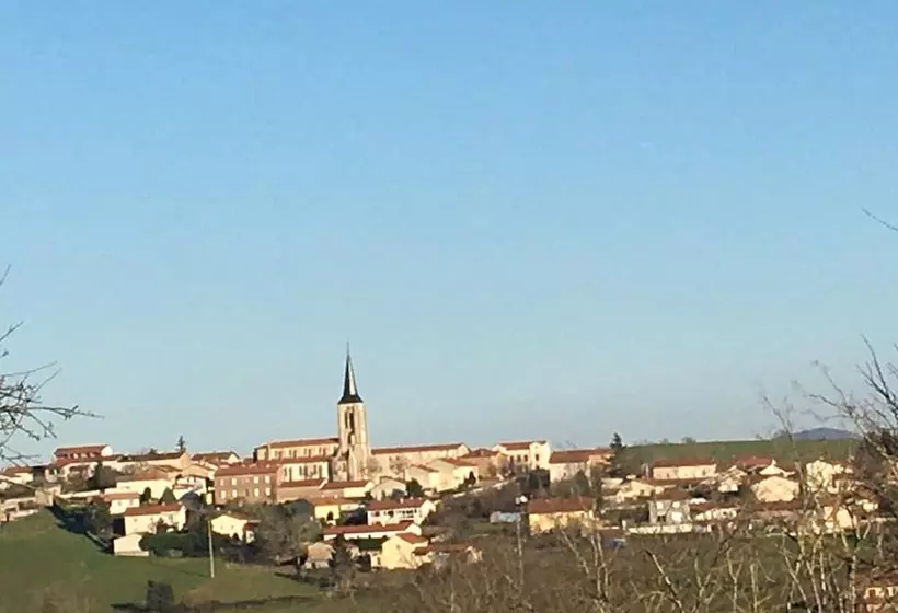 Majatalo L Escale Du Loup Blanc