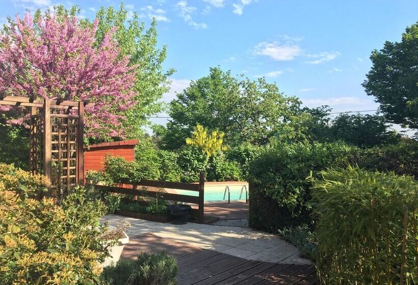 פנסיון L Escale Du Loup Blanc