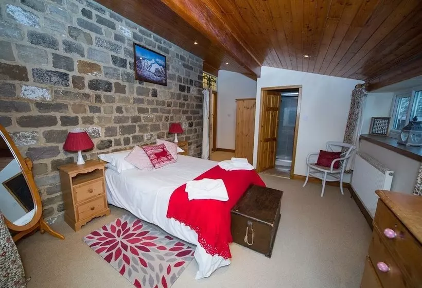 Braistywoods Cottage