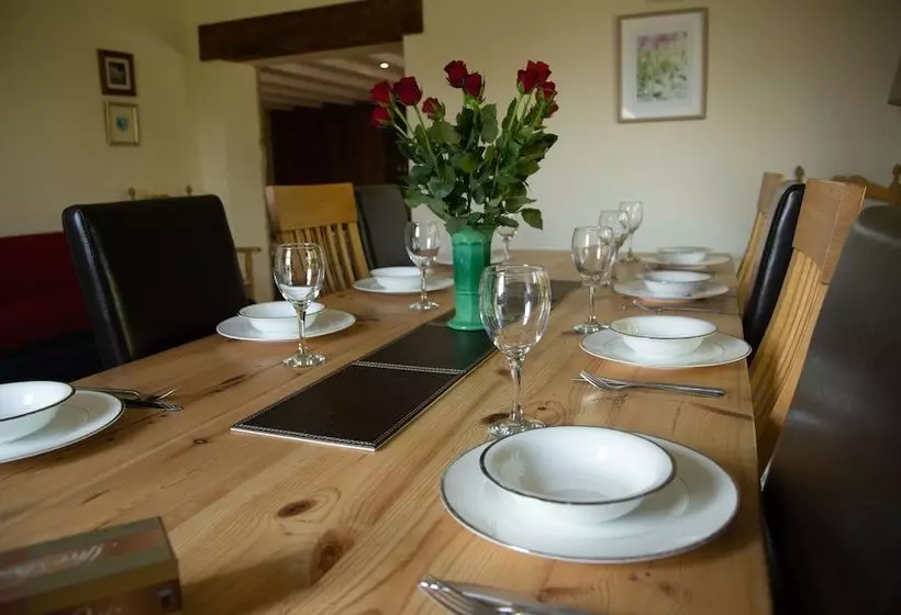 Braistywoods Cottage