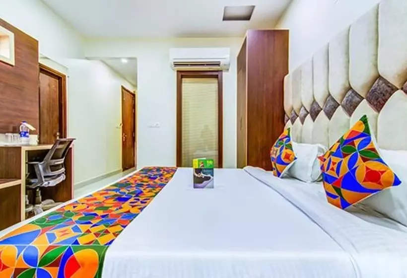Fabhotel Nayyar Inn