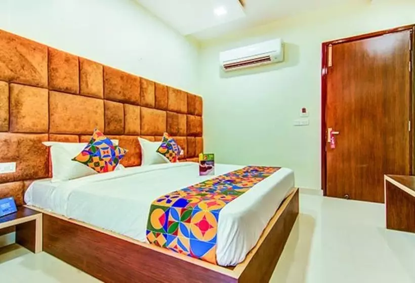 Fabhotel Nayyar Inn