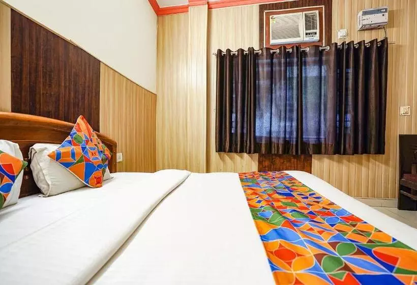 ホテル Fabexpress Raja Palace 300m From Dehradun Railway Station