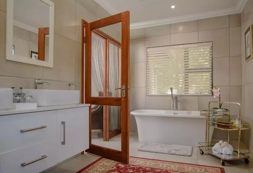 Hotelli The Reserve Boutique