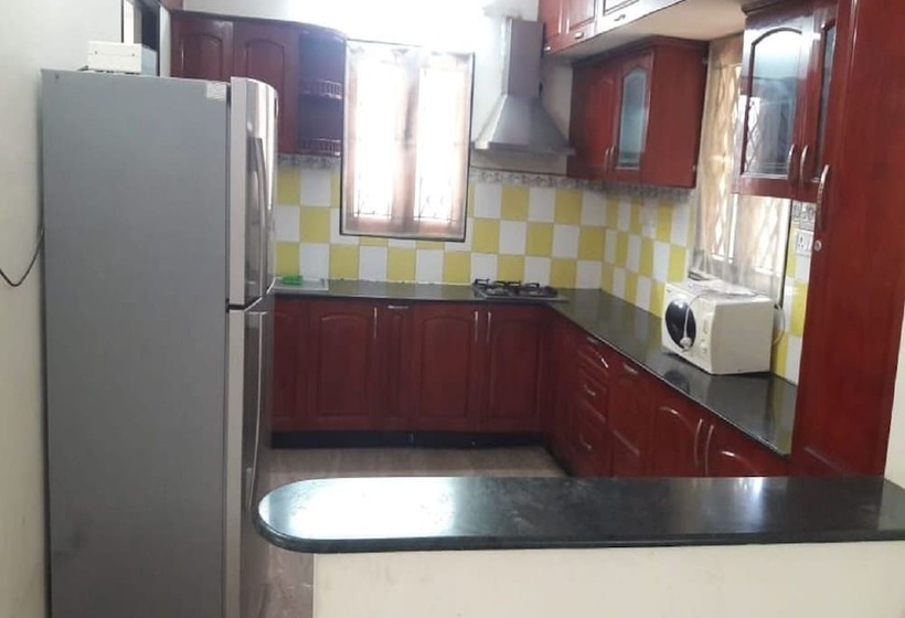 Maxiprime Hotels Panaiyur