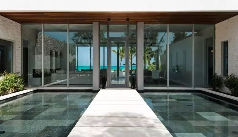 Villa Awa