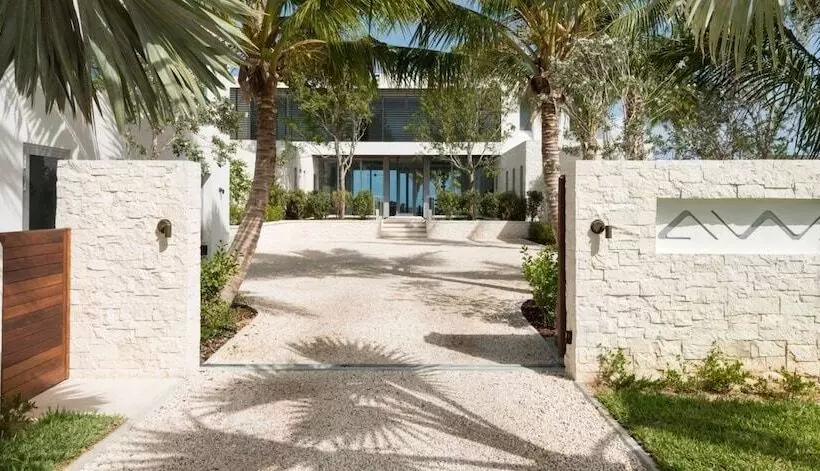Villa Awa