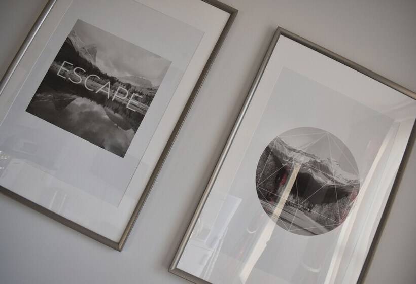 Apartments Argyle Square