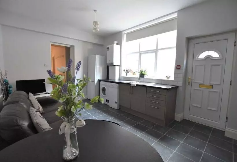 Apartments Argyle Square