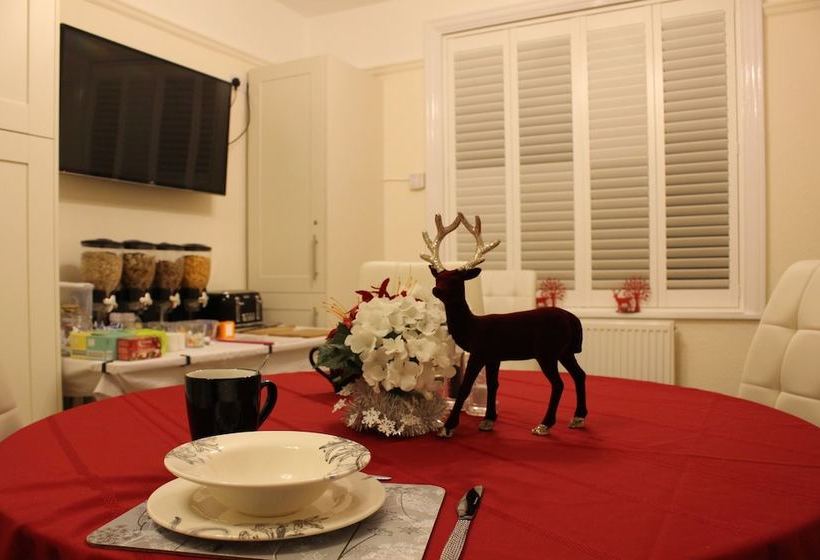 ベッドアンドブレックファースト Raven Haven Glastonbury