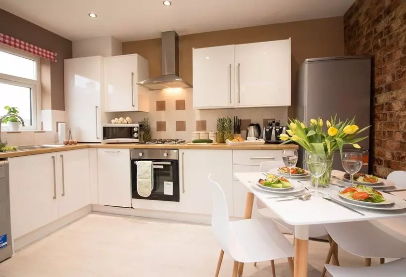 Bracken Hill Lodge