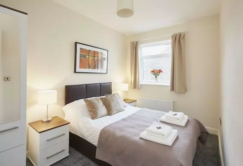 Bracken Hill Lodge