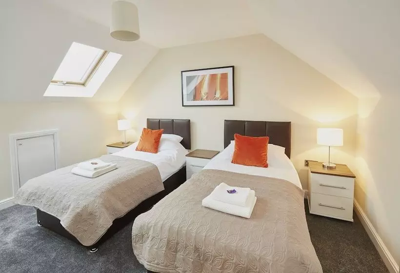 Bracken Hill Lodge