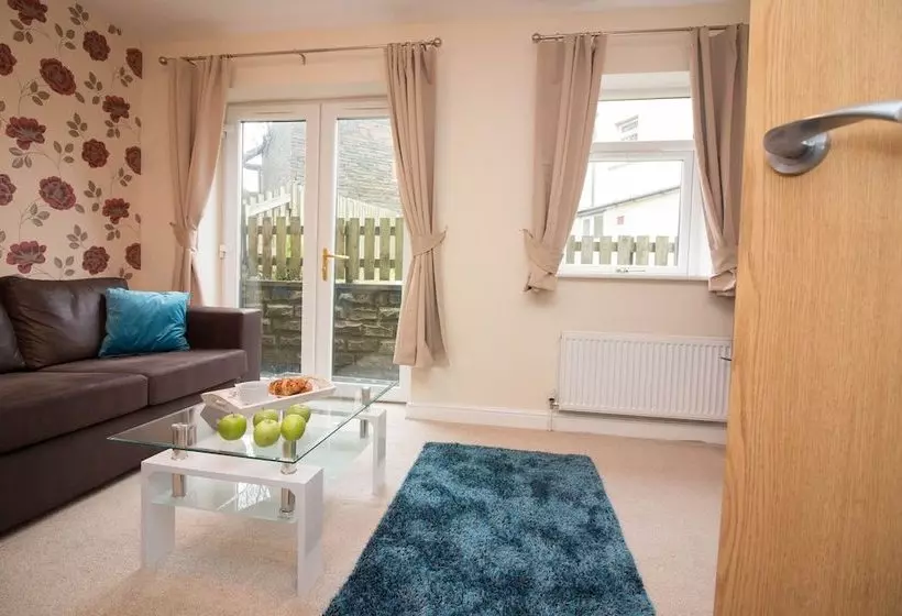 Bracken Hill Lodge