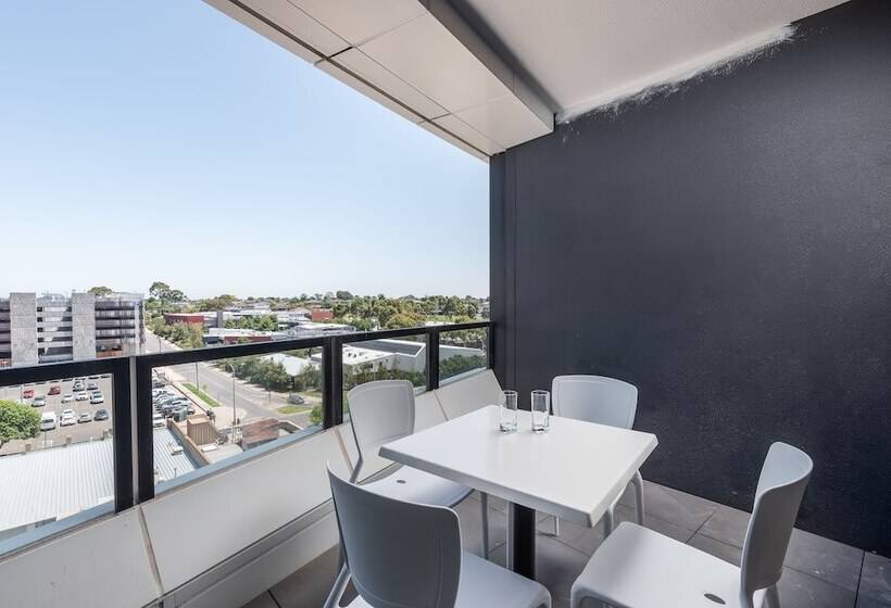 Domi Serviced Apartments