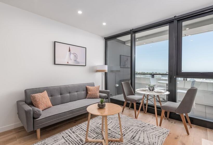 Domi Serviced Apartments