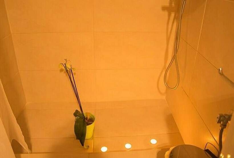 Olive Lemon Morfi Village