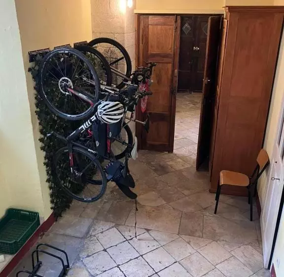 Majatalo Les Jardins De La Cathédrale Chambres D Hôtes Gîte De Groupe