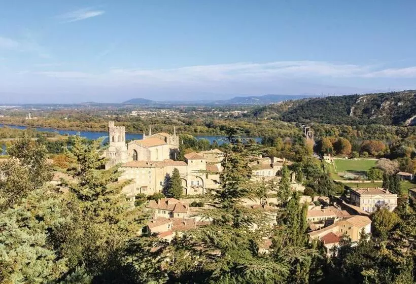 Majatalo Les Jardins De La Cathédrale Chambres D Hôtes Gîte De Groupe