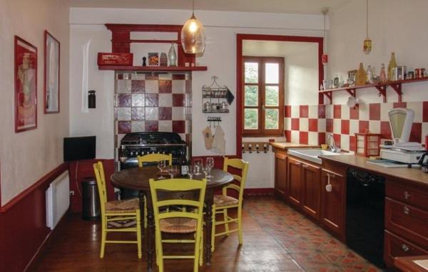 פנסיון Les Jardins De La Cathédrale Chambres D Hôtes Gîte De Groupe