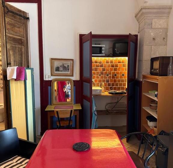 פנסיון Les Jardins De La Cathédrale Chambres D Hôtes Gîte De Groupe