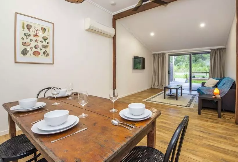 Sail Rock Apartment 1